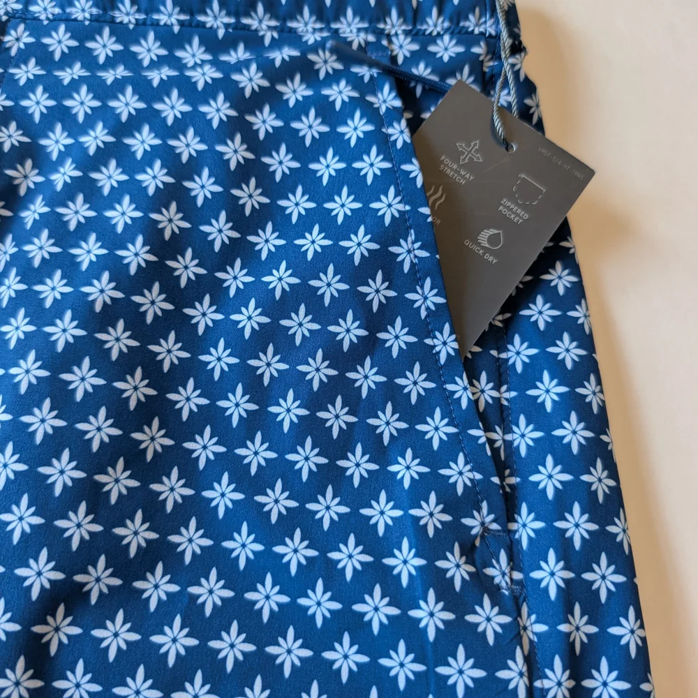 VRST Resort Short 6